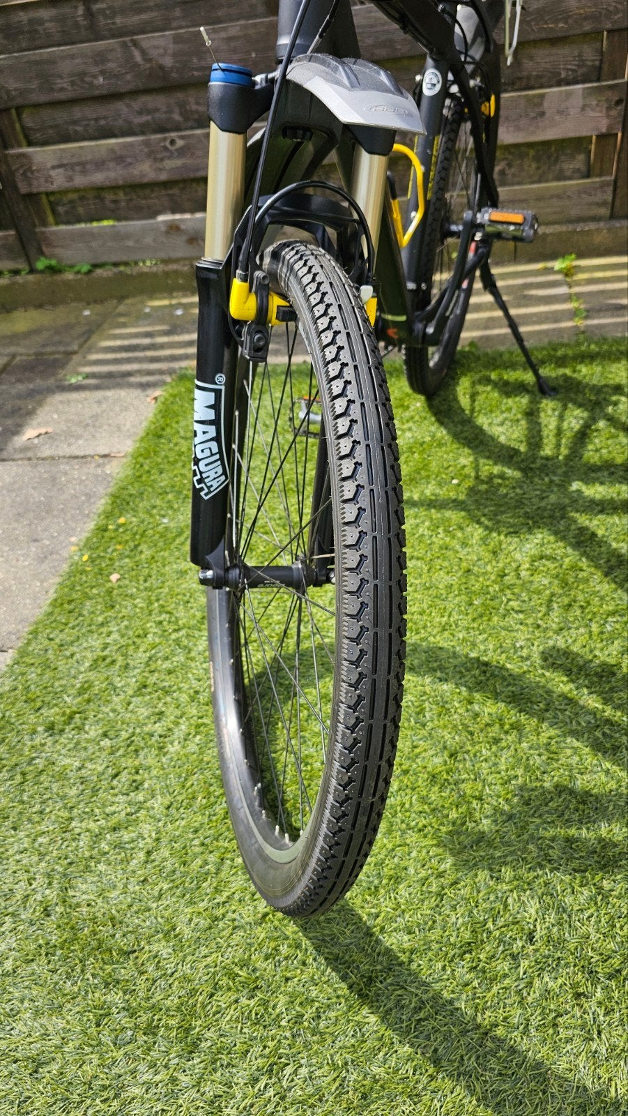 Cube fiets met bagagedrager en spatborden, Overige merken, 28 inch, Gebruikt, Vering