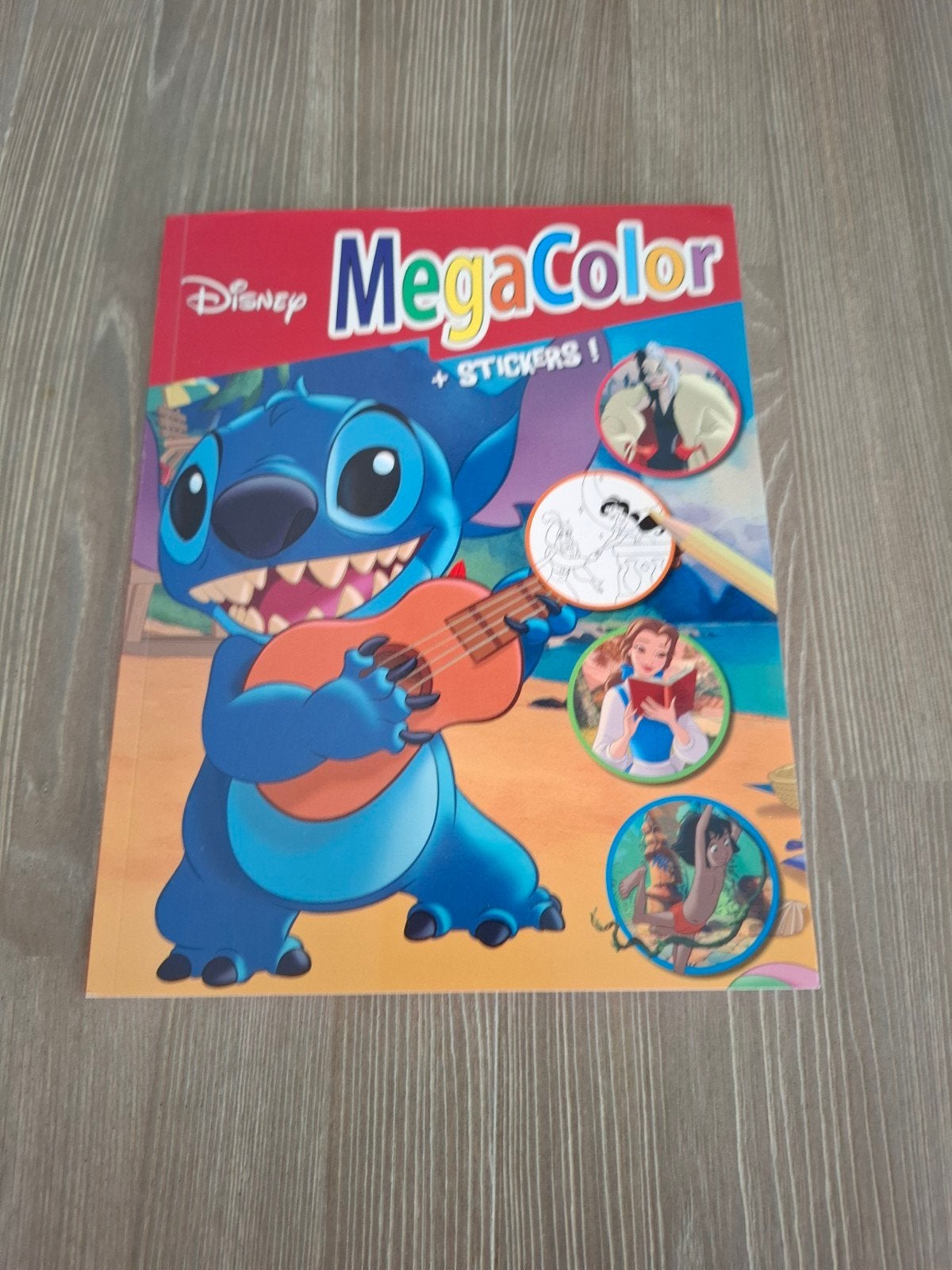 Disney MegaColor + Stickers - Stitch Kleurboek, Jongen of Meisje, Nieuw, Ophalen of Verzenden, Disney
