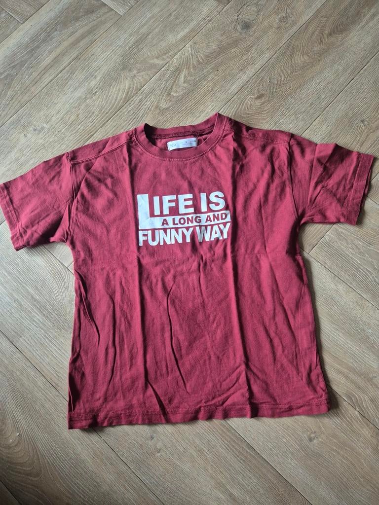 Zara T-shirt maat 128 - "LIFE IS A LONG AND FUNNY WAY", Gebruikt, Jongen of Meisje, Ophalen of Verzenden, Zara