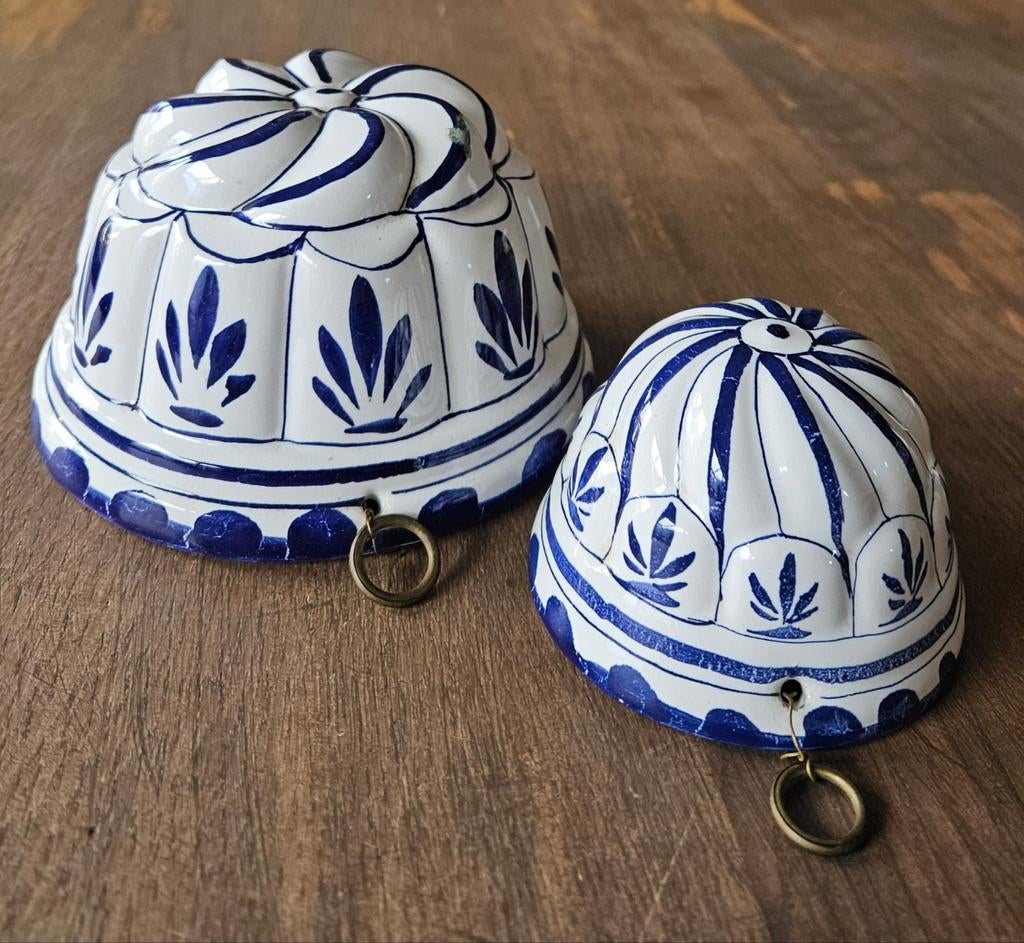 2x vintage mold Bassano made in Italy, Antiek en Kunst, Antiek | Keramiek en Aardewerk, Ophalen of Verzenden