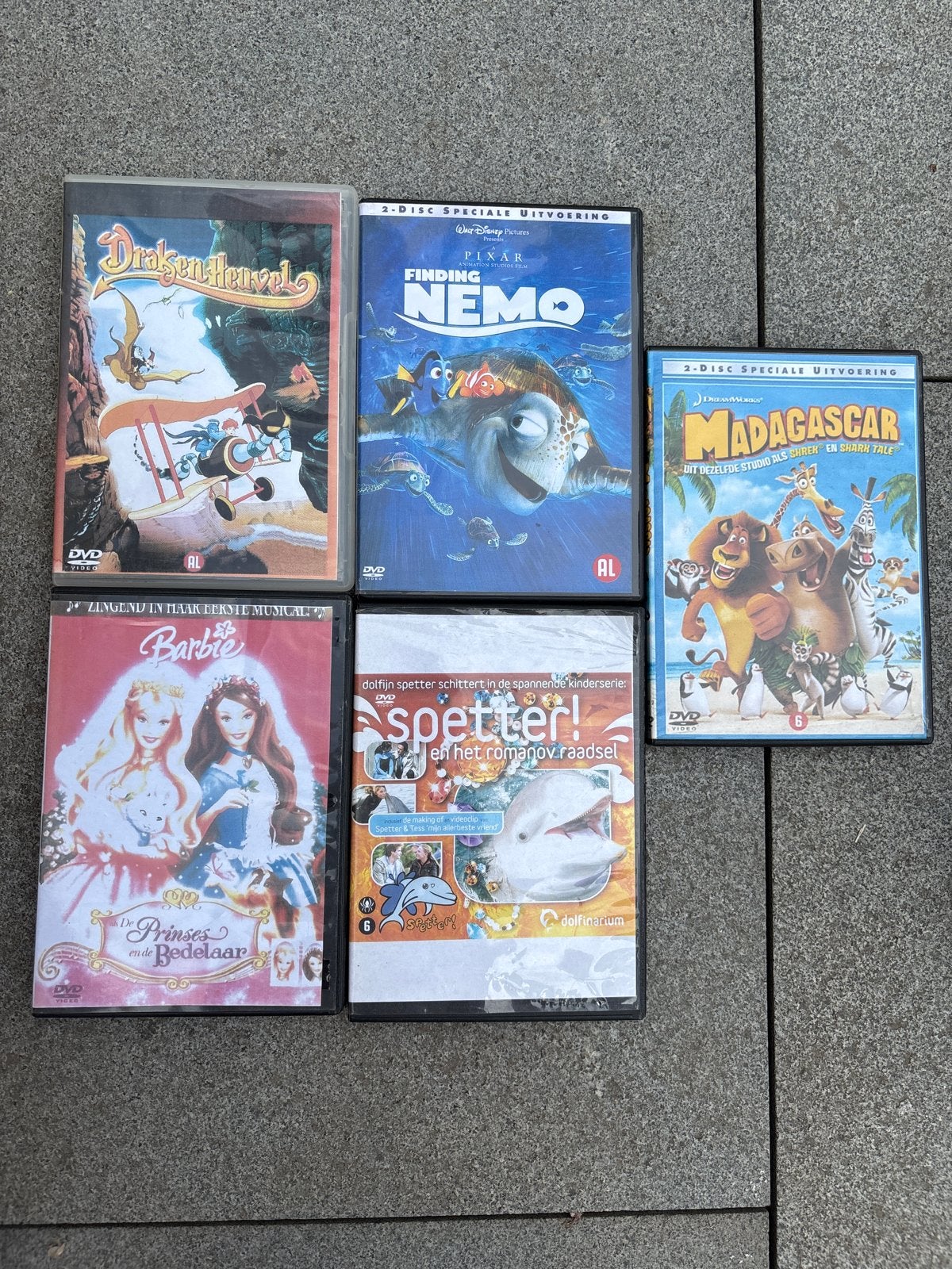 5 leuke kinder DVD's: Finding Nemo, Madagascar, Barbie en me, Gebruikt, Animatie, Alle leeftijden, Film