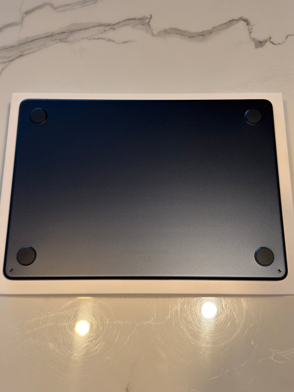 Foto 5 van MacBook Air 13” M5, 16GB, 512GB, Midnight 2026 + Accesoires