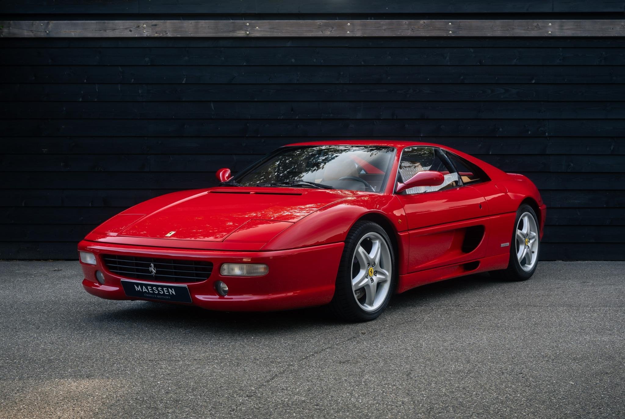 Ferrari F 355 F 355 Berlinetta - Zwitserse auto - Top condit, Auto's, Gebruikt, 8 cilinders, Handgeschakeld, 2 stoelen
