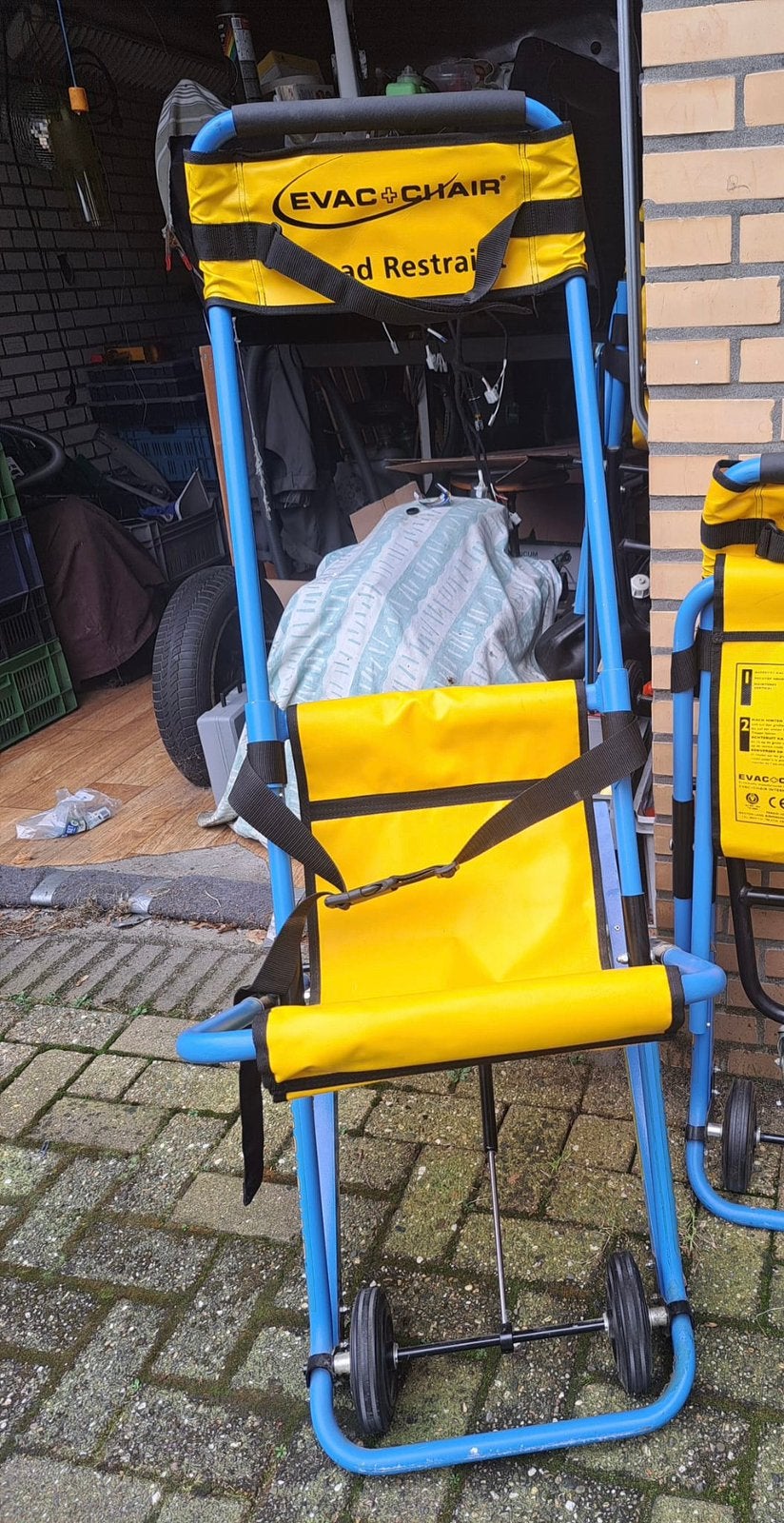 Evacuatie stoel, Ophalen, Zo goed als nieuw