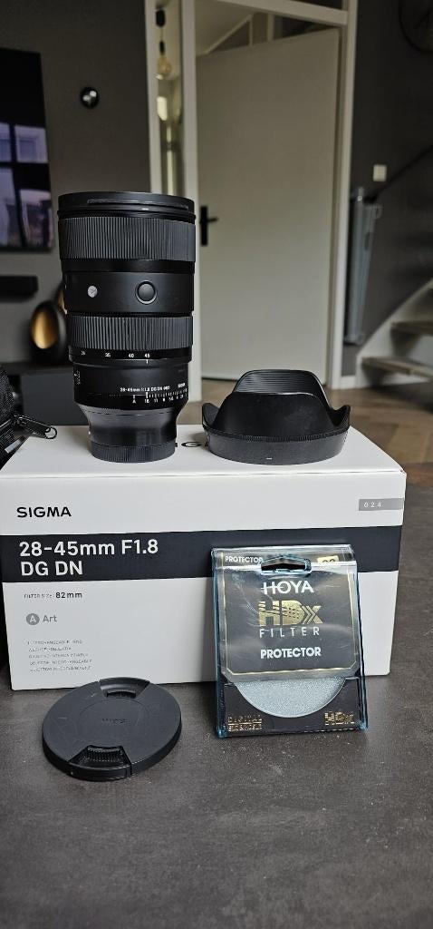 Sigma 28-45mm f/1.8 DG DN Art Sony E + Hoya UV - TOP, Audio, Tv en Foto, Fotografie | Lenzen en Objectieven, Ophalen, Zo goed als nieuw