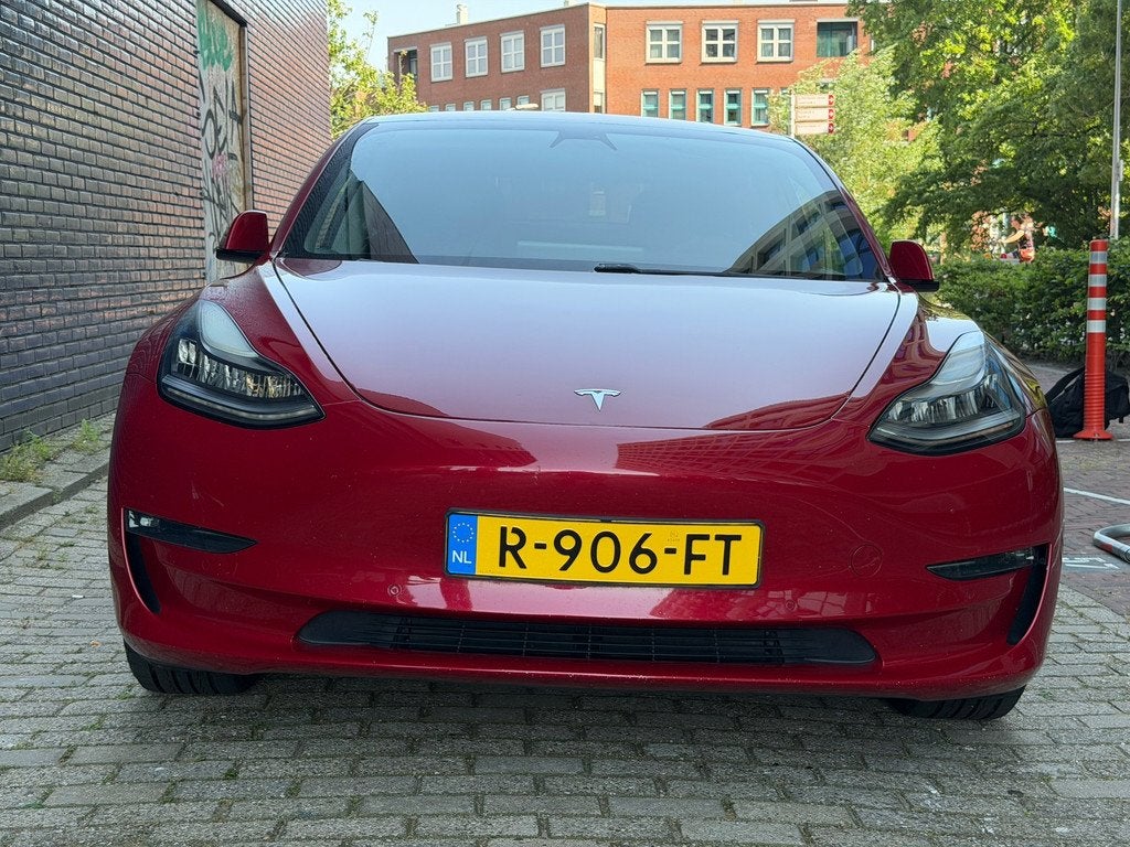 Tesla Model 3 Long Range AWD 75 kWh VolOptie FSD Navigatie 2, Auto's, Tesla, Automaat, 1800 kg, Gebruikt, Zwart