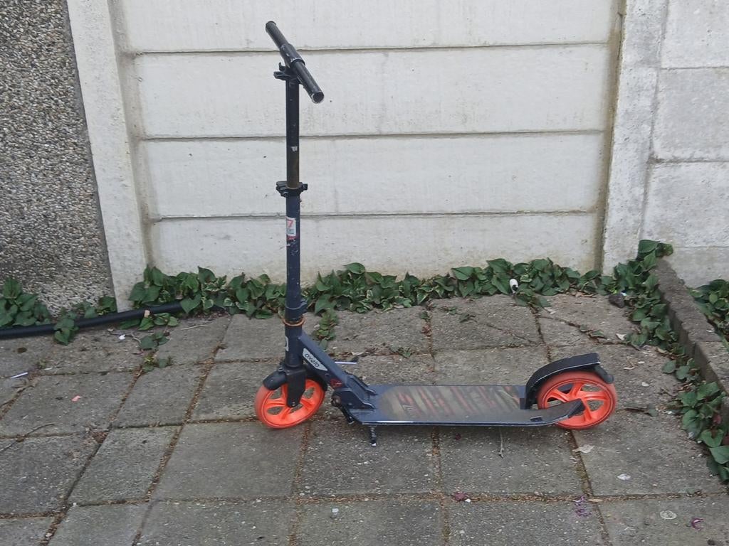Oxelo Mid 7 step met oranje wielen, Ophalen of Verzenden, Gebruikt, Gewone step, Oxelo
