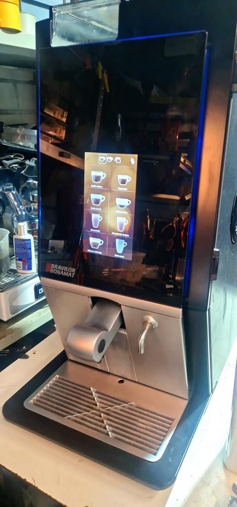 Bravilor esprecious bonen machine, Witgoed en Apparatuur, Koffiemachine-accessoires, Zo goed als nieuw, Ophalen of Verzenden