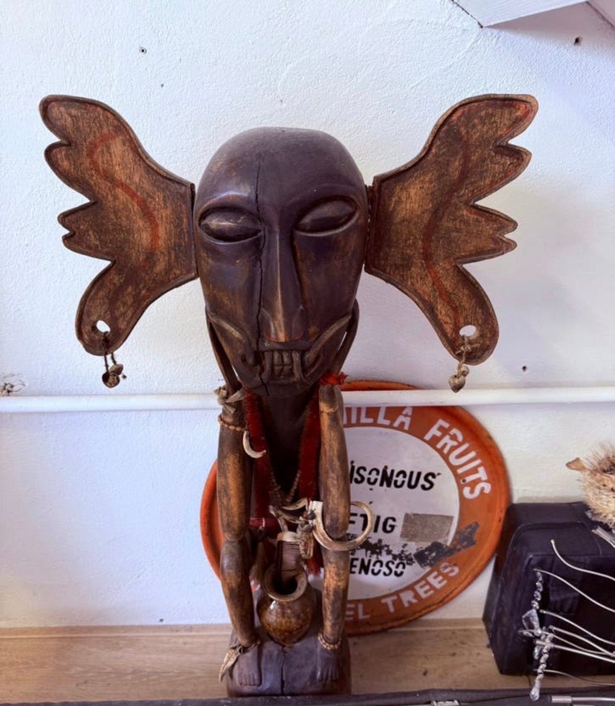 Uniek Afrikaans kunstobject - Handgesneden beeld, Antiek en Kunst, Kunst | Niet-Westerse kunst, Hout, Bruin, Afrika, Handgemaakt