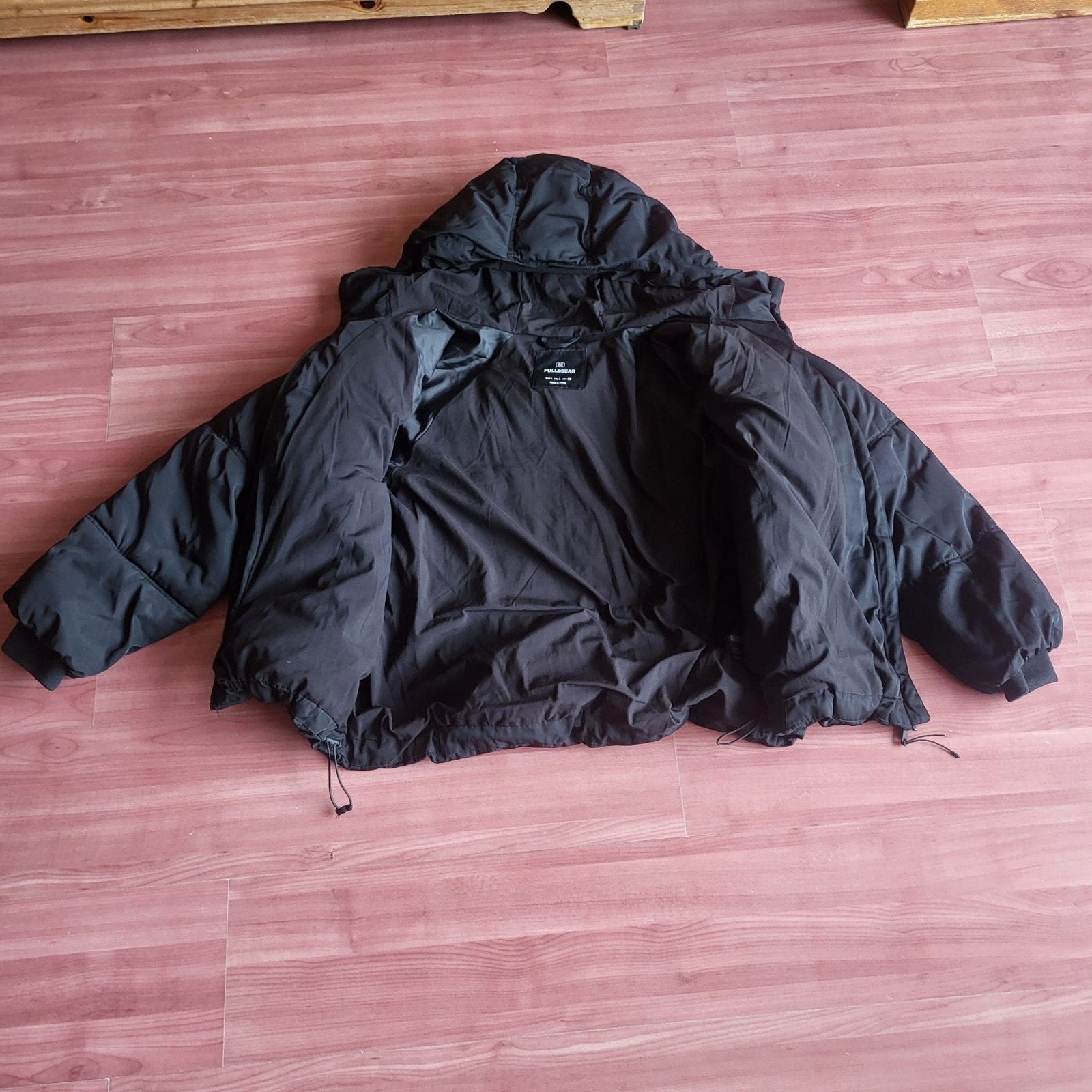 Pull&Bear Zwarte Puffer Jas Maat L, Pull&Bear, Zwart, Maat 42/44 (L), Ophalen of Verzenden
