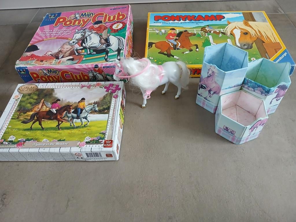 Paarden pakket, puzzel, spel, pennenhouder., Ophalen, Jongen of Meisje