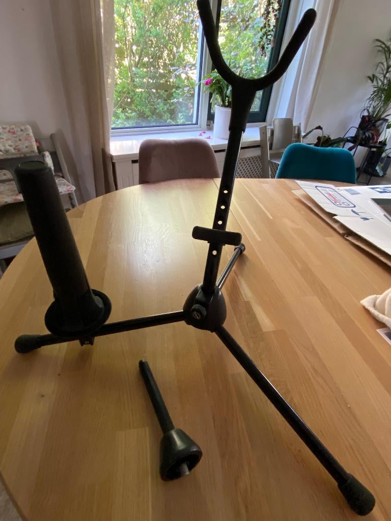 saxofoon standaard+opzetstuk sopraan/clarinet en dwarsfluit, Muziek en Instrumenten, Ophalen, Gebruikt, Instrumentstandaard, Dwarsfluit