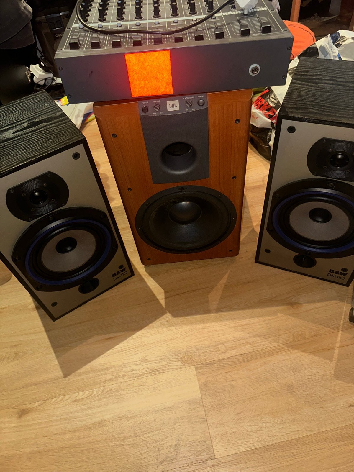 B&W DM110 speakers, JBL subwoofer, Phonic mixer + kabels, Audio, Tv en Foto, Luidsprekers, Ophalen, Gebruikt, Inclusief kabels