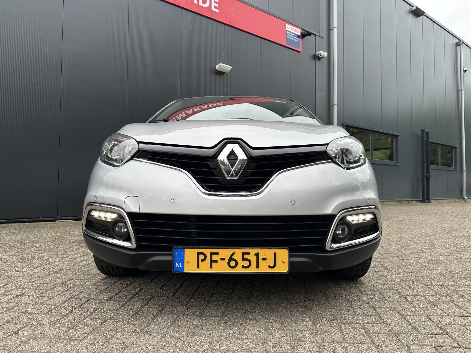 Renault Captur 0.9 TCe Dynamique | Trekhaak | Cruise | Navi, Auto's, Renault, Stof, Gebruikt, Euro 6, 49 €/maand