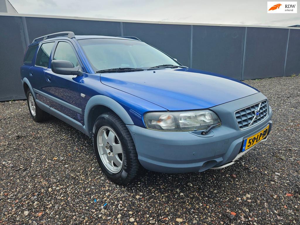 Volvo V70 Cross Country 2.4 T Geartr Comf.AWD OCEAN RACE, Blauw, 2435 cc, Vierwielaandrijving, 93 €/maand