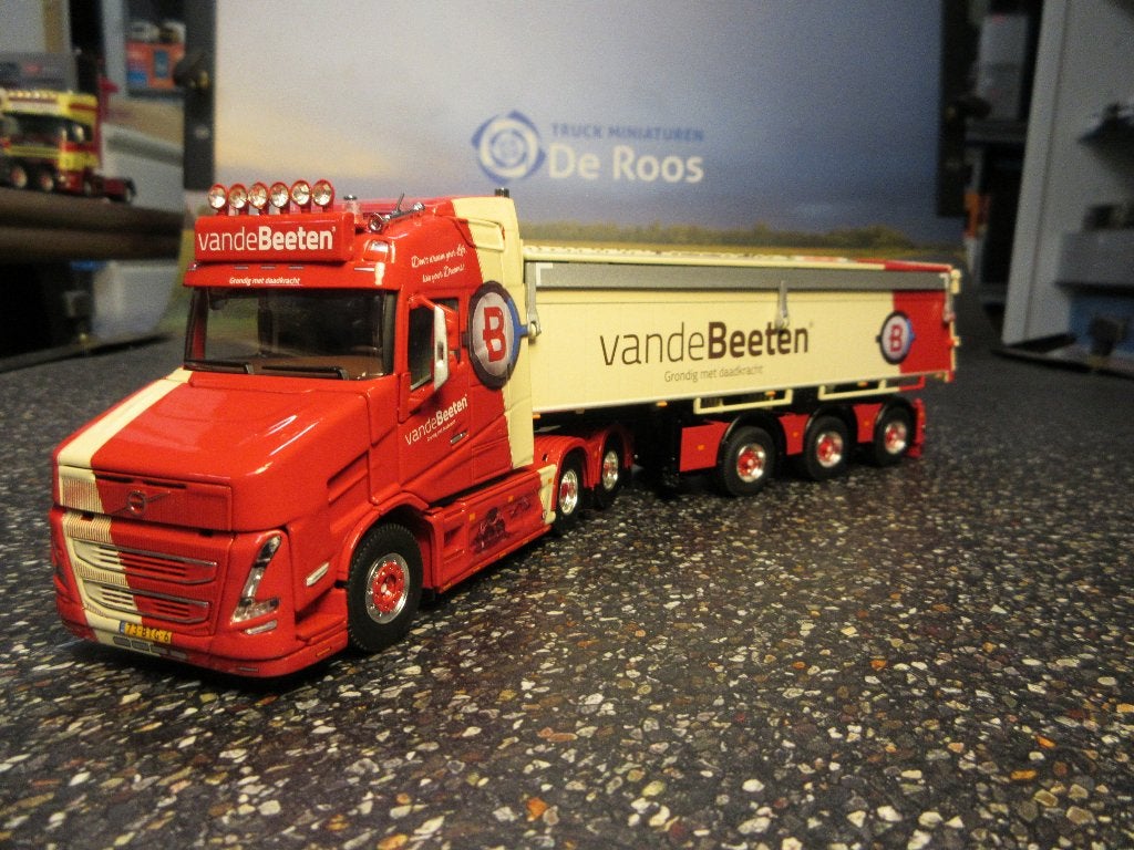 WSI Volvo VT5 Vlastuin torpedo Van de Beeten, Hobby en Vrije tijd, Modelauto's | 1:50, Ophalen of Verzenden, Nieuw, Bus of Vrachtwagen