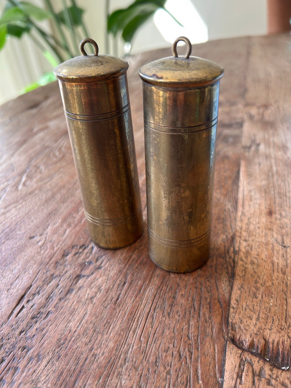Set van 2 antieke messing gewichten van een klok, Ophalen, Koper