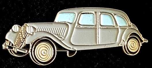 Citroën Traction pin lichtgrijs, Verzamelen, Verzenden, Nieuw, Transport, Speldje of Pin