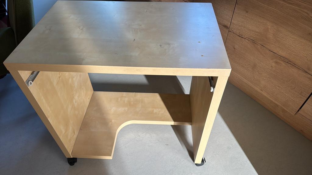 Gratis Ikea bureau, Ophalen, Gebruikt