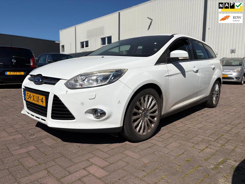 Ford Focus Wagon 1.6 EcoBoost Lease Titanium VERSNELLINGSBAK, Auto's, Gebruikt, 4 cilinders, 150 pk, Wit