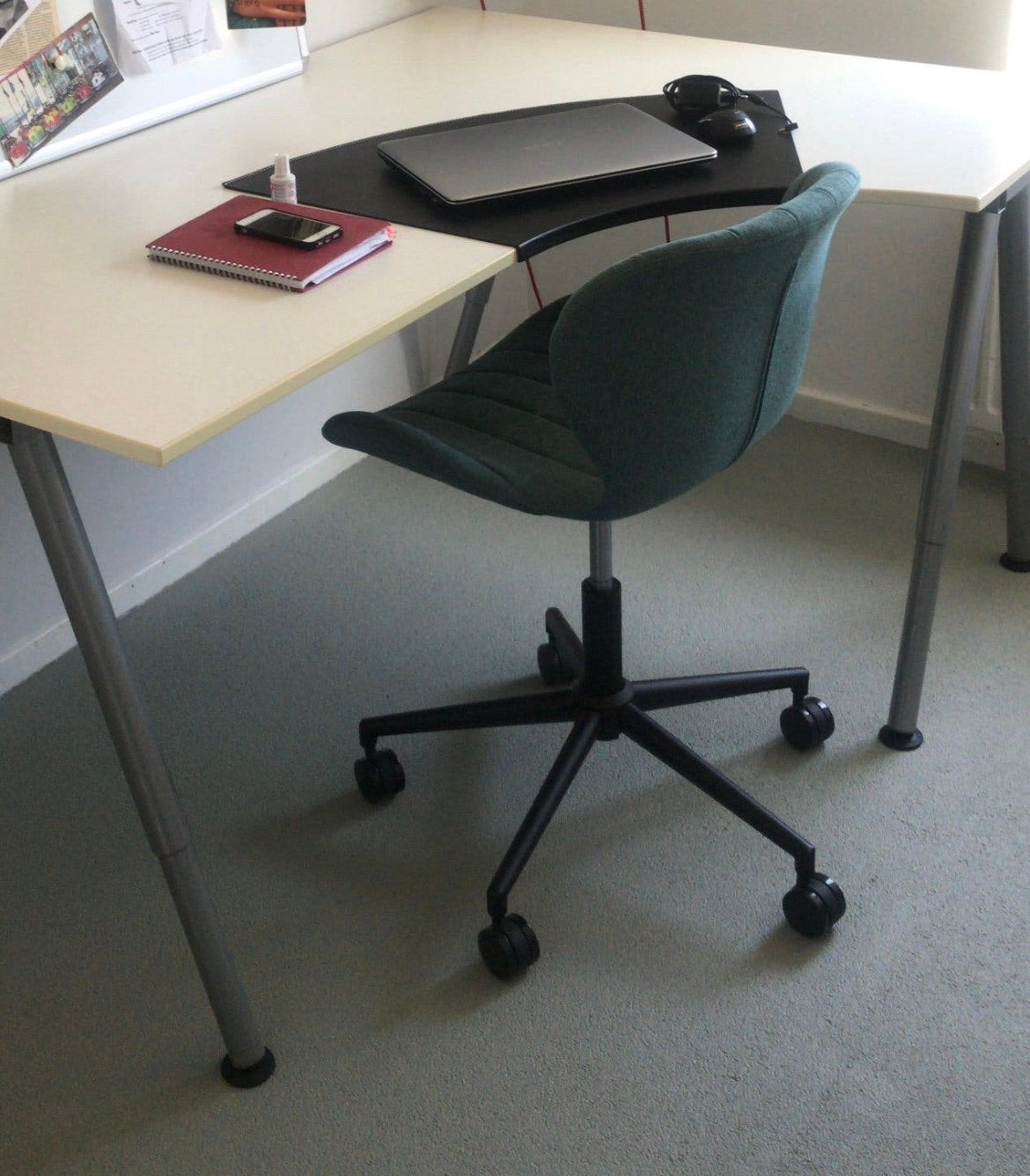 Ikea bureau GALANT met verlengstukken en kabelgoot, Ophalen, 160 cm, 120 cm, Hoekbureau