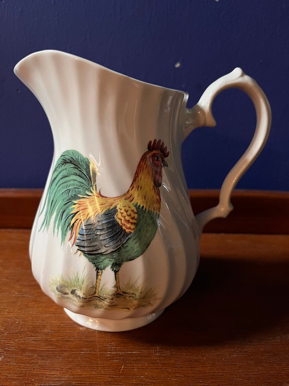 Vintage porseleinen kan met haan en bloemen decoratie, Ophalen of Verzenden