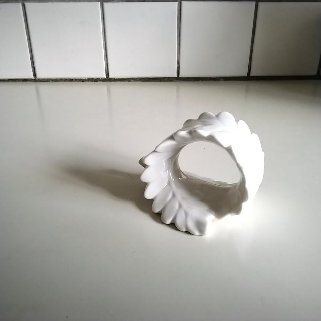 Servetring  foglia? Villeroy  en boch, Ophalen of Verzenden, Zilver, Overige materialen