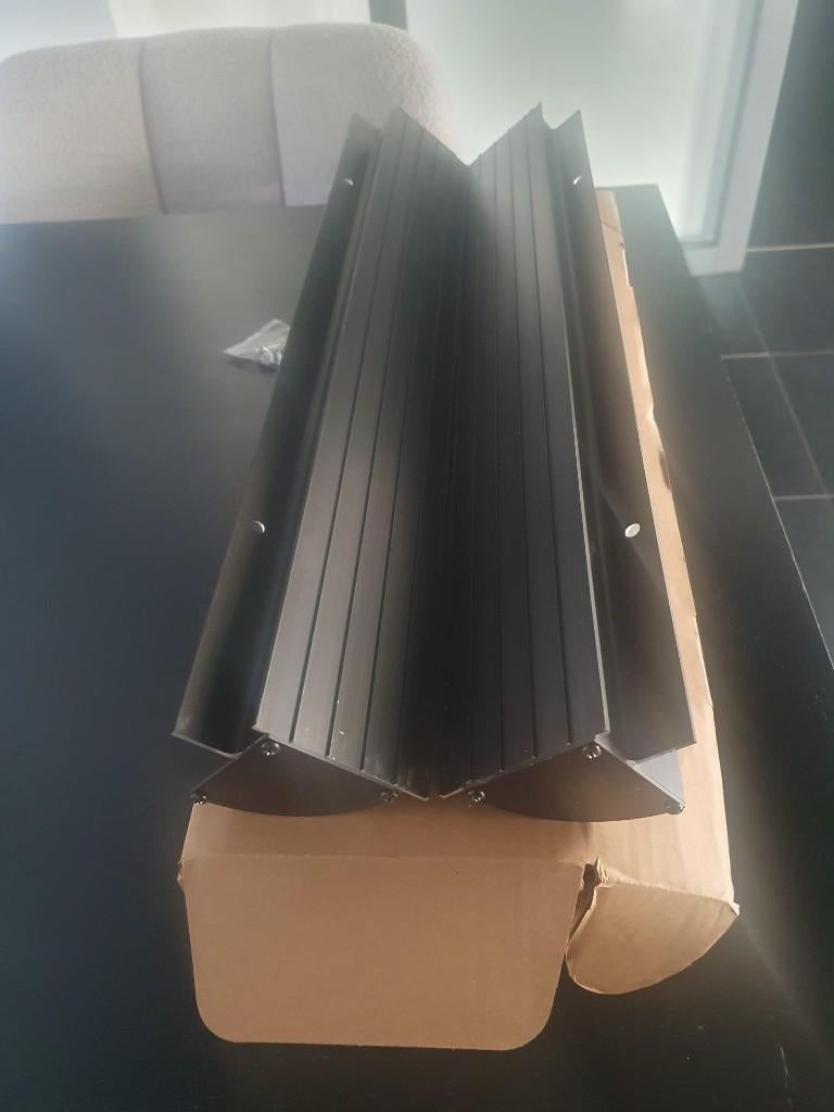 2 x 2 zonnepaneelbevestiging camper zwart 55cm, Ophalen of Verzenden, Nieuw