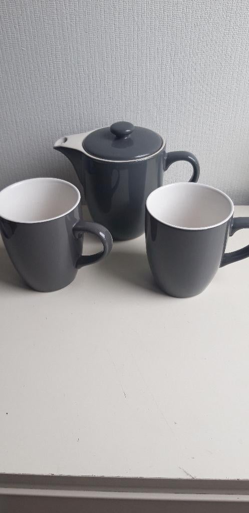 Nieuw koffiepotje en 2 bekers van de Hema, Nieuw, Ophalen of Verzenden, Overige stijlen, Kop(pen) en/of Schotel(s)