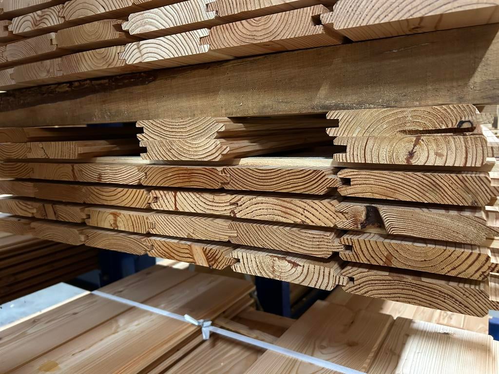 Blokhutprofiel 2 zijde visbek douglas / lariks, Ophalen, Zo goed als nieuw, 250 cm of meer, Planken