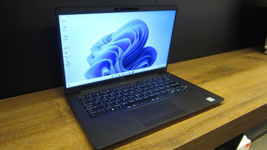14" Dell Latitude 7400-i5 8365U-16Gb DDR4-256GB SSD-Touch, 256 GB, 2 tot 3 Ghz, Qwerty, Ccservice