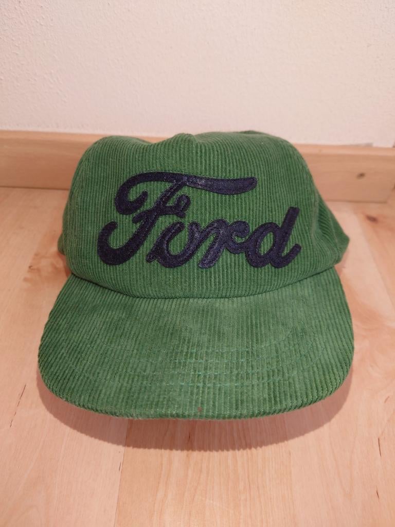 Ford pet corduroy, Ophalen of Verzenden, Nieuw, 57 cm (M, 7⅛ inch) of minder, Pet