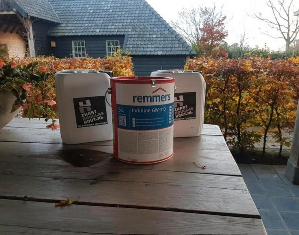 Te koop zwarte tuinbeits induline gw 310 gitzwart €14, Minder dan 5 liter, Ophalen, Nieuw, Verf