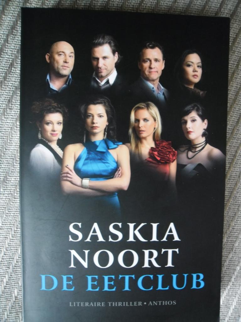 De eetclub-Saskia Noort., Boeken, Thrillers, Zo goed als nieuw, Nederland, Ophalen