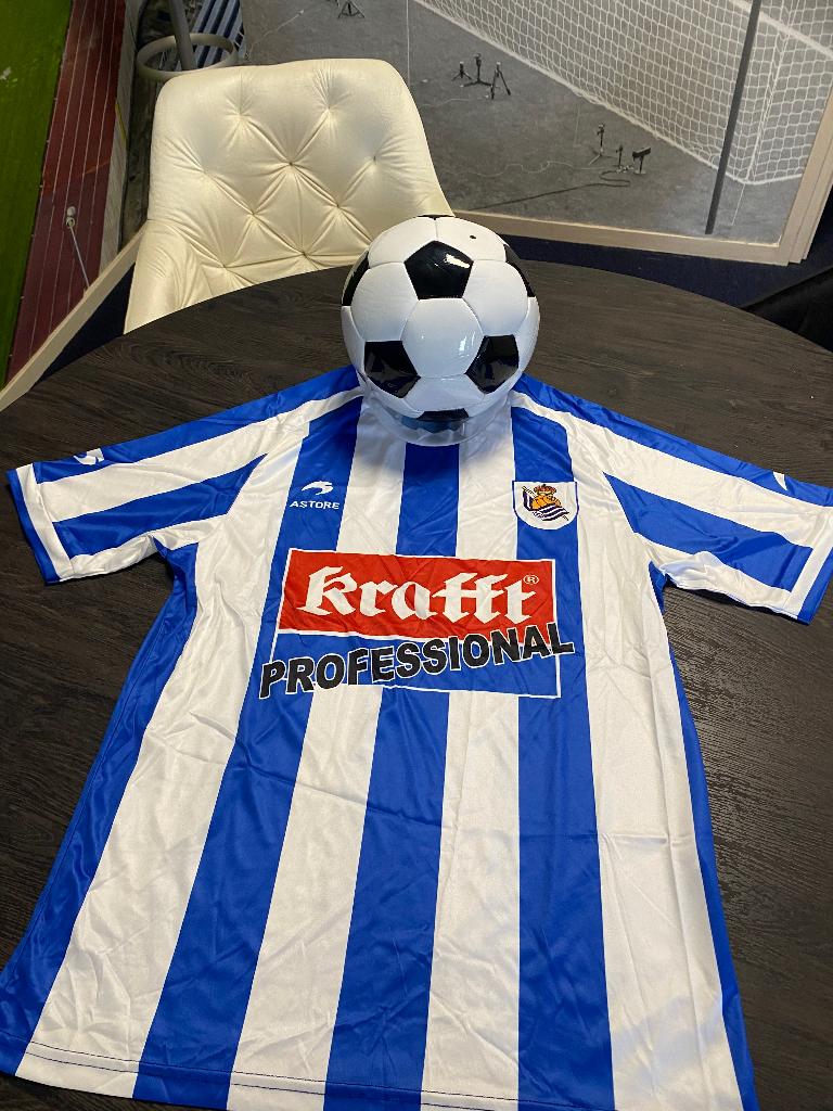 Voetbalshirts nieuw, Verzamelen, Sportartikelen en Voetbal, Nieuw, Shirt, Buitenlandse clubs, Verzenden
