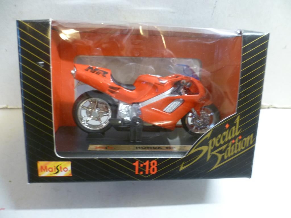 Maisto Motor Honda NR in doos 1:18 schaalmodel., Ophalen of Verzenden, Nieuw, Motor, Maisto