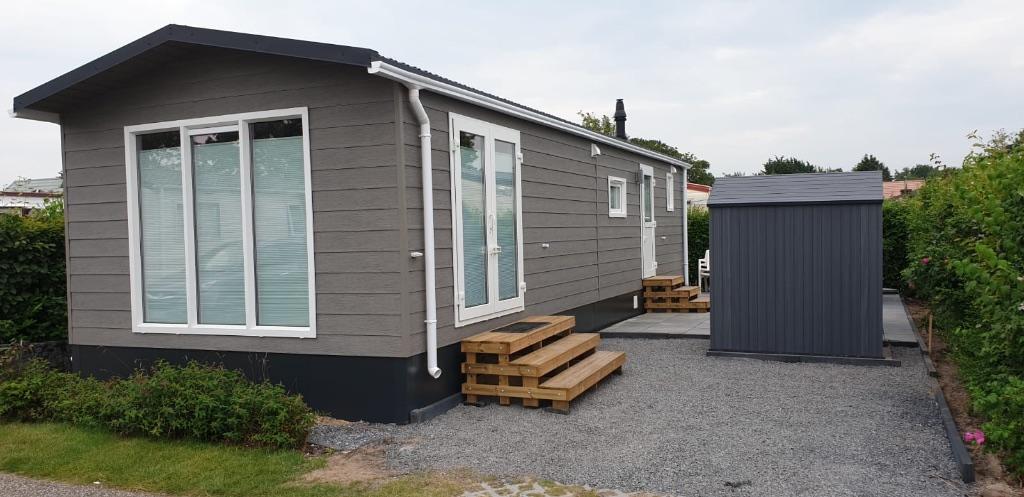 Te huur 4 persoons chalet Julianahoeve Renesse met airco