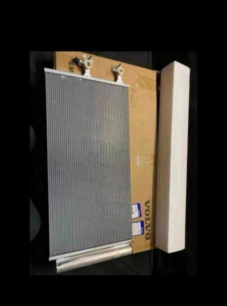 Volvo Airco Radiator onderdeelnummer 32324069, Auto-onderdelen, Motor en Toebehoren, Ophalen of Verzenden