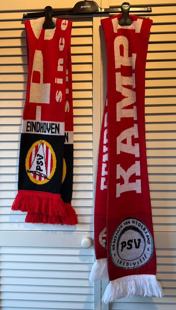 PSV sjaal nieuw en ongedragen, Verzamelen, Sportartikelen en Voetbal, Ophalen of Verzenden, Zo goed als nieuw, PSV, Vaantje of Sjaal