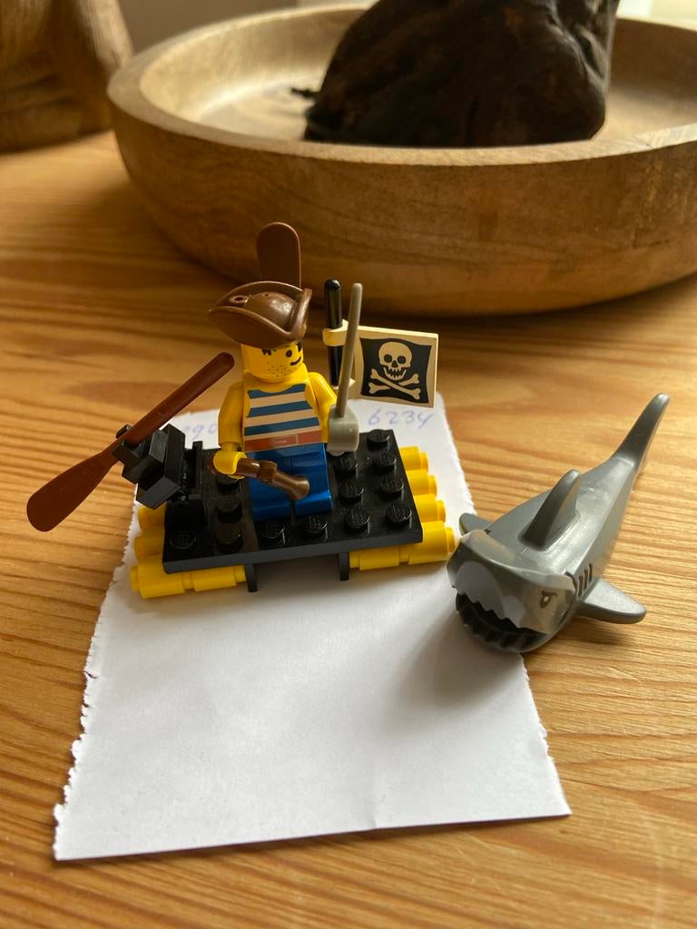 Lego Pirates Raft 6234 met Haai, Kinderen en Baby's, Speelgoed | Duplo en Lego, Zo goed als nieuw, Lego, Complete set, Ophalen of Verzenden