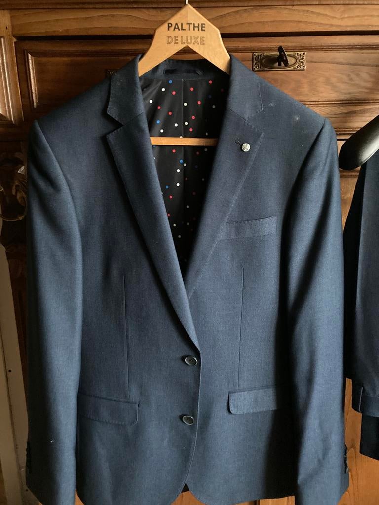 Kostuum 1x gedragen, Ophalen of Verzenden, Zo goed als nieuw, Maat 48/50 (M), Blauw
