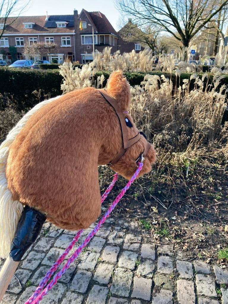 Hobbyhorse met hoofdstel, Hobby en Vrije tijd, Ophalen of Verzenden, Zo goed als nieuw