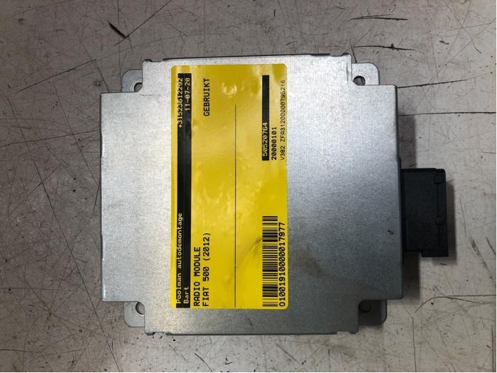 Radio module van een Fiat 500, Ophalen of Verzenden, 3 maanden garantie, Gebruikt, Fiat