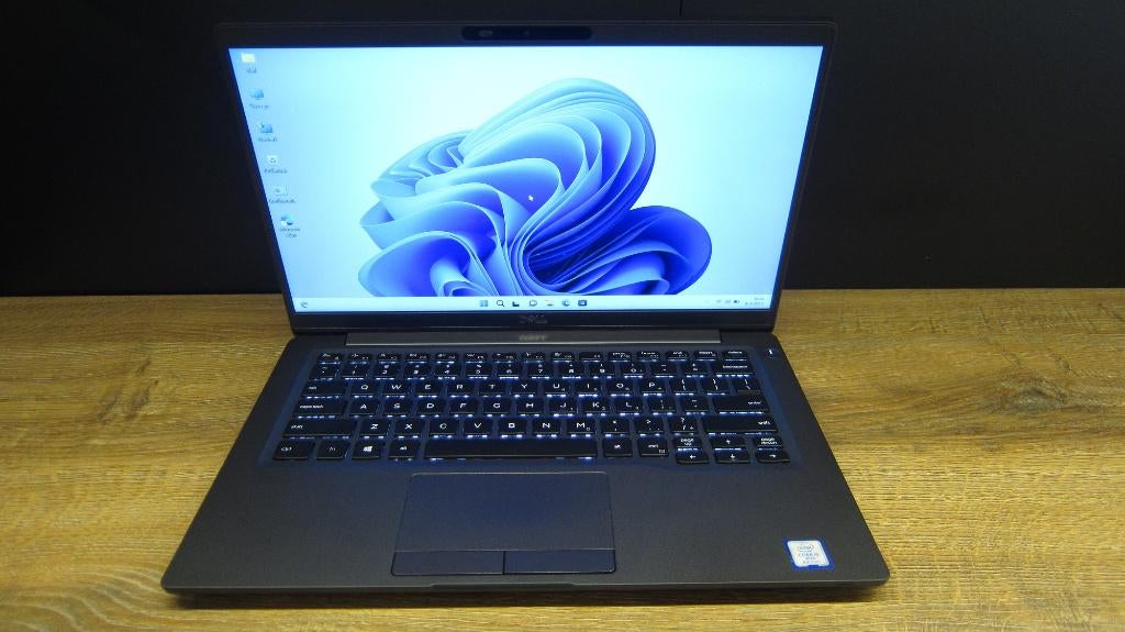14" Dell Latitude 7400-i5 8365U-16Gb DDR4-256GB SSD-Touch, 256 GB, 2 tot 3 Ghz, Qwerty, Ccservice