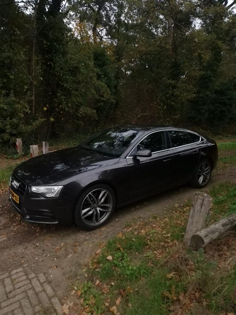 IN PRIJS VERLAAGD! Audi A5 1.8 Tfsi NIEUWE MOTOR!, Stof, Zwart, 4 cilinders, 4 stoelen