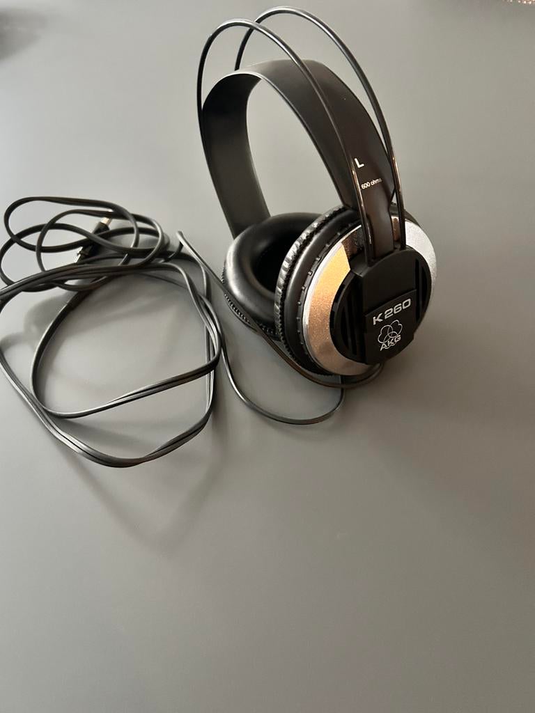 AKG Koptelefoon K260, Ophalen of Verzenden, Gebruikt, Over oor (circumaural), Overige merken