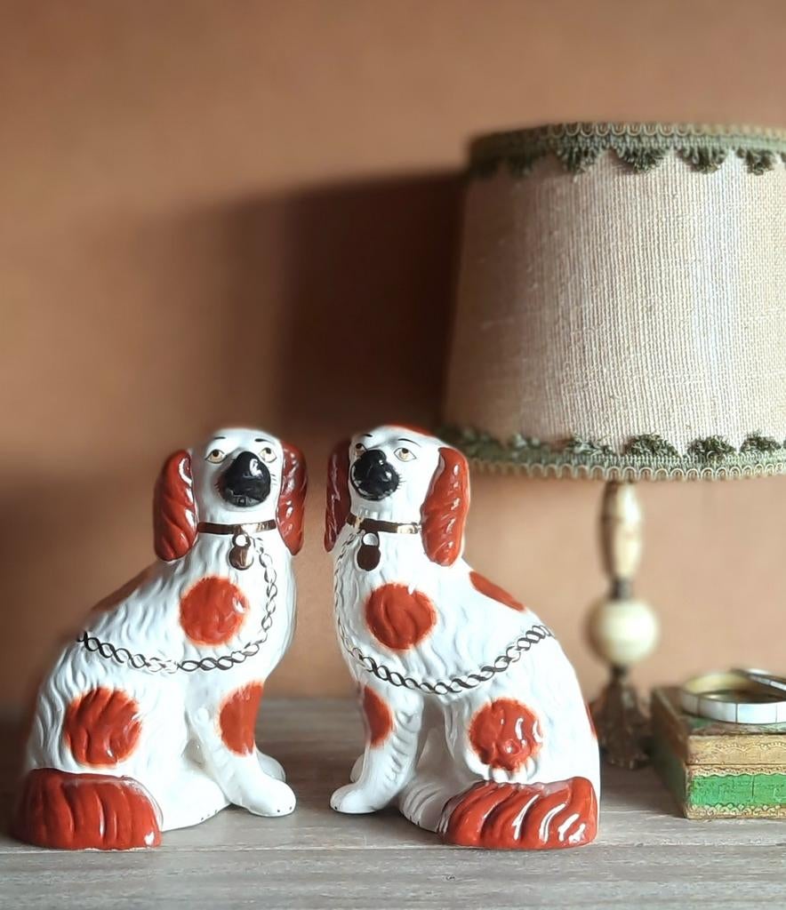 Antieke Staffordshire Honden - Hoerenhondjes, Ophalen of Verzenden