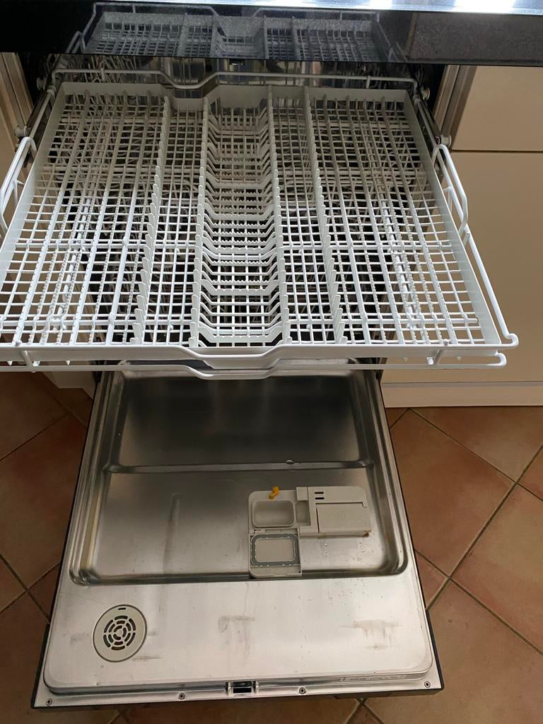 Miele Vaatwasser - Goede staat, Witgoed en Apparatuur, Vaatwasmachines, Gebruikt, 60 cm of meer, Ophalen of Verzenden, Energieklasse A of zuiniger