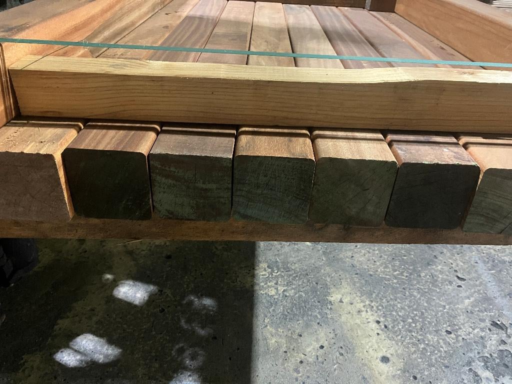 Hardhout–Okan–palen–staanders-liggers-piketpaal-95x95 mm, Ophalen, Palen, Nieuw, Hardhout