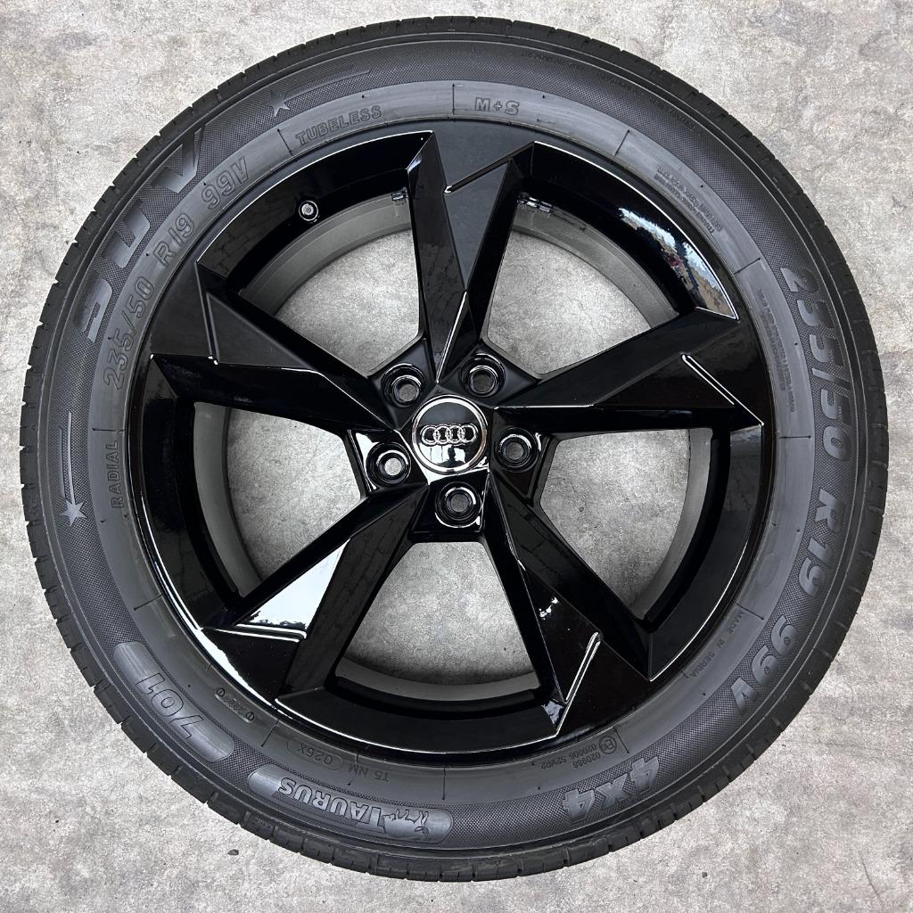 19 inch originele velgen + zomerbanden Audi Q3, 19 inch, Audi, Gebruikt, Banden en Velgen
